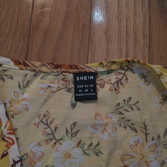 Dress - Picture 2 of 2